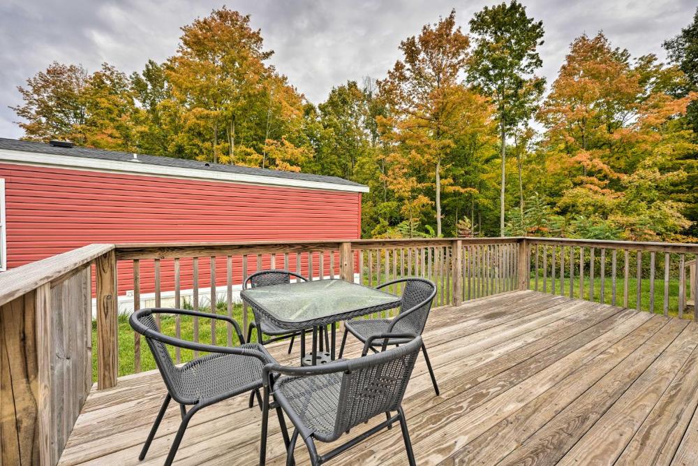 Cassopolis Cabin On-Site Boating and Fishing!